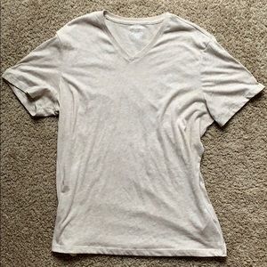 men’s fitted v-neck tee